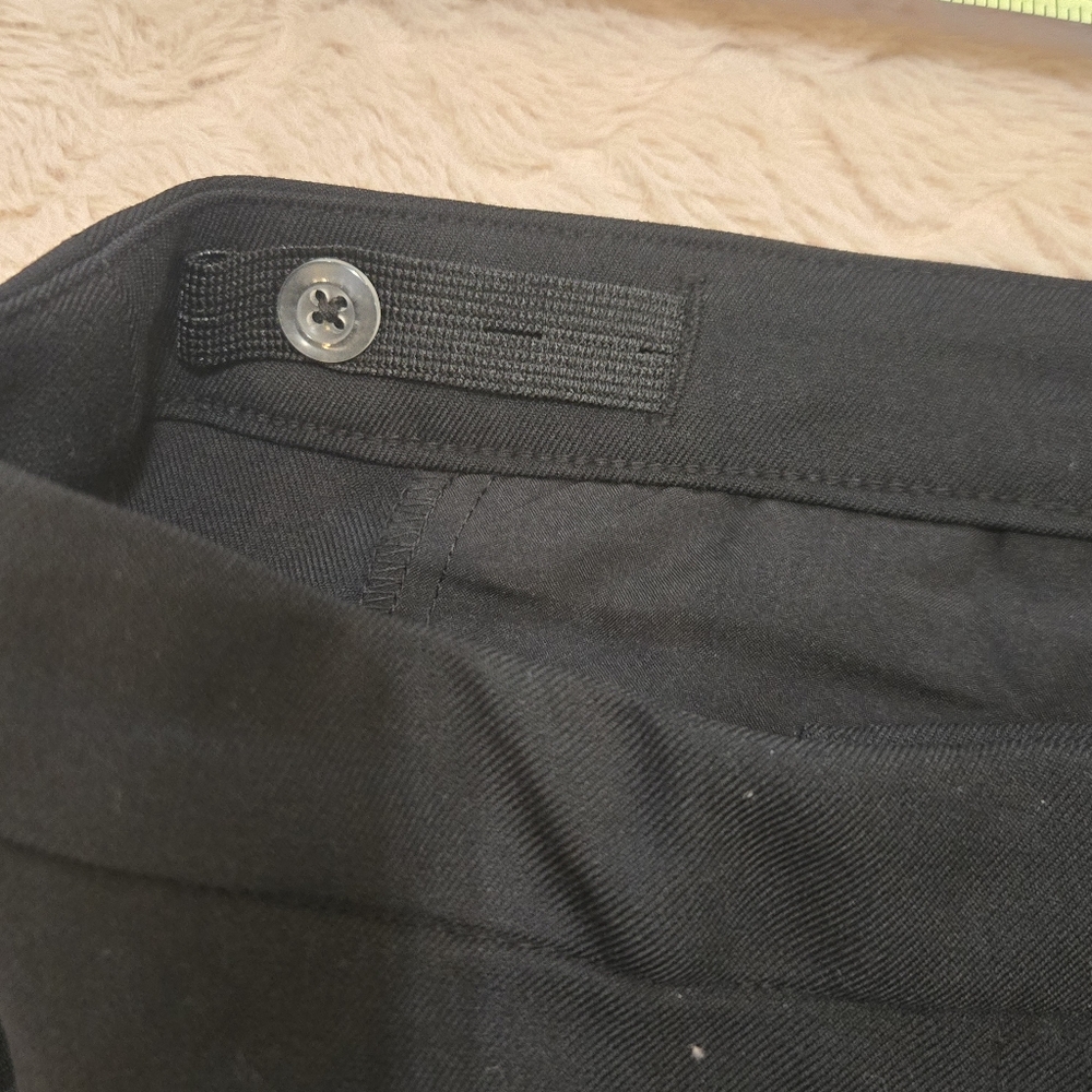 Old Navy Black Mid-Rise Boot Cut Adjustable Waist Dress Pants, Size 16 NWT - Picture 6 of 10